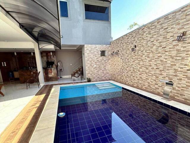 #10 - Casa para Venda em Cuiabá - MT